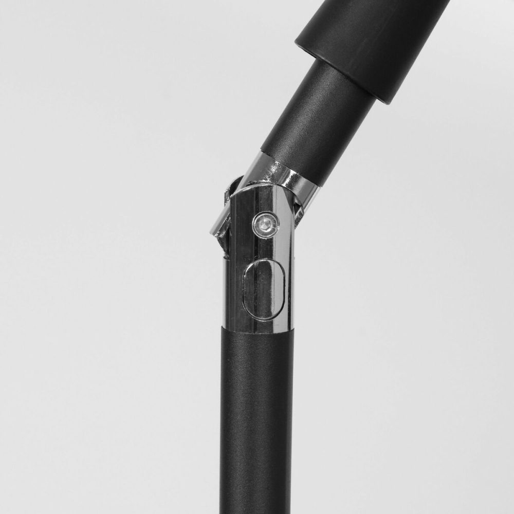 S8906413_5